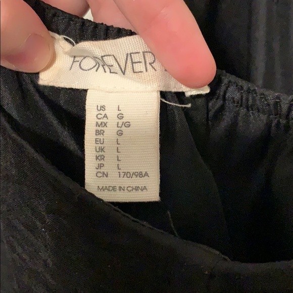 Flowy black dress - Picture 5 of 5